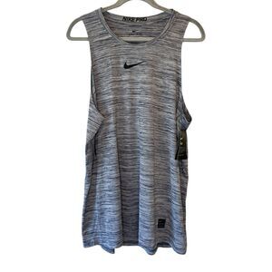 NWT Nike Pro Dri-Fit Sleeveless Tank-Top Size Large- Slim Fit